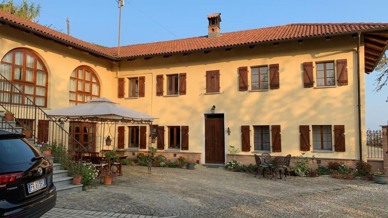 Casa Fonda- Piemonte Panzió Mango Kültér fotó